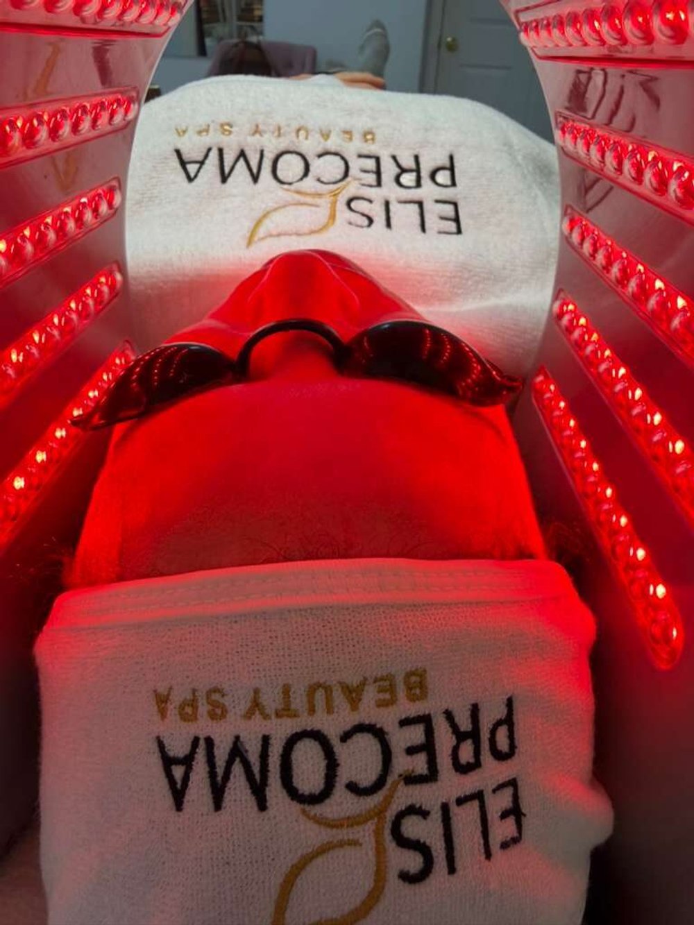 Client during an LED red light therapy treatment
